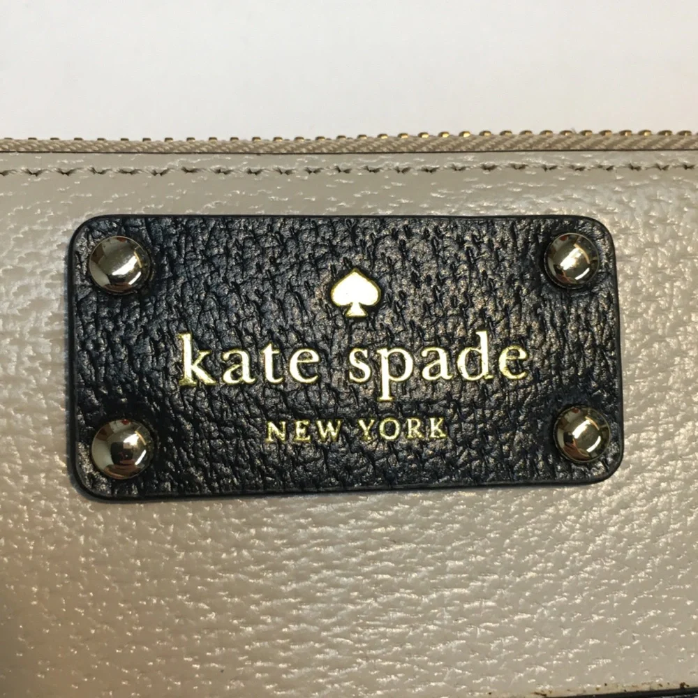 Kate Spade Zipper Cow Leather Wallet Black Tan Textured 2 Tone Leather Classic - Picture 2 of 16